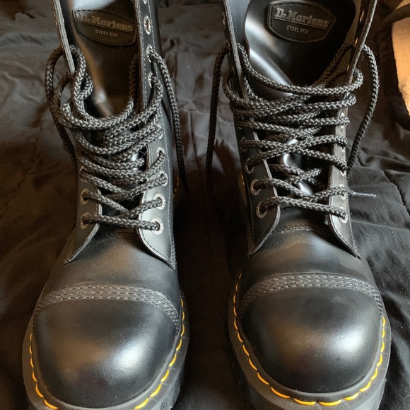 Doc martens steel toe boots